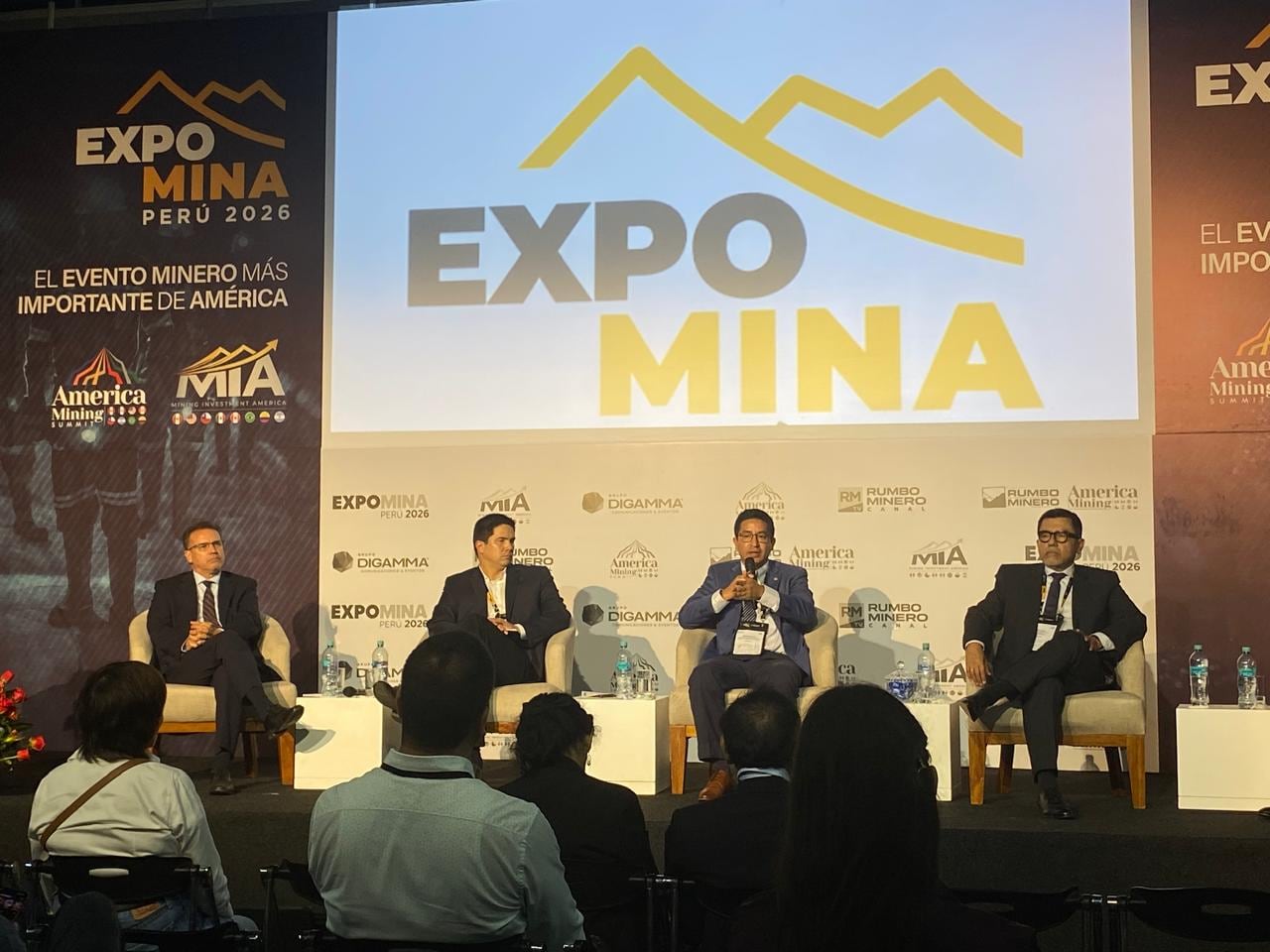 Especialistas plantean avanzar hacia procesos más ágiles y predecibles para los inversionistas mineros.