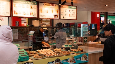 El portafolio de Cinnabon, marcado por los rollos dulces de canela, cambiará notablemente. (Foto: Cinnabon Perú).