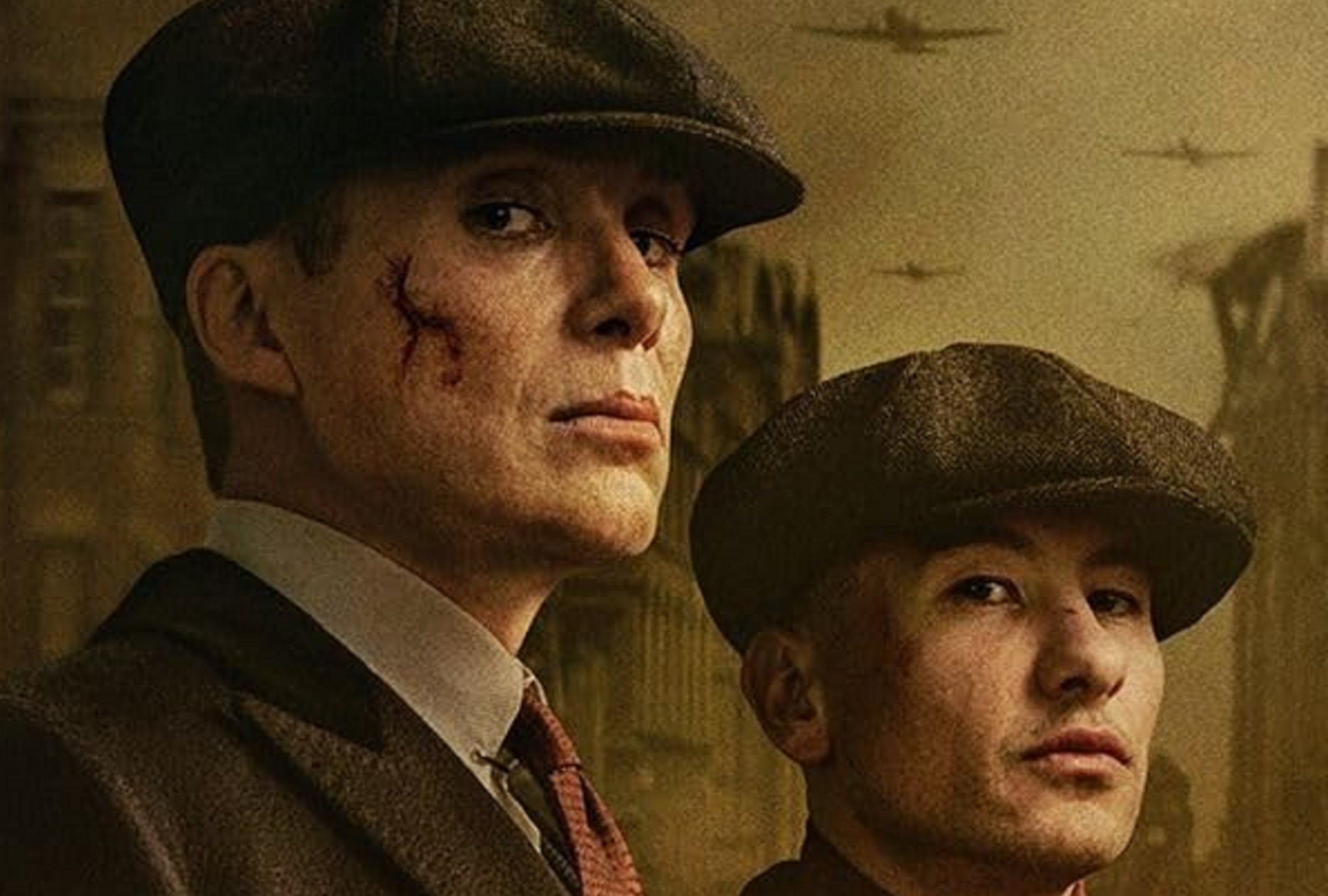 Cillian Murphy vuelve a interpretar a Thomas Shelby y Barry Keoghan asume el papel de Erasmus 'Duque' Shelby en la película "Peaky Blinders: El hombre inmortal" (Foto: Netflix)