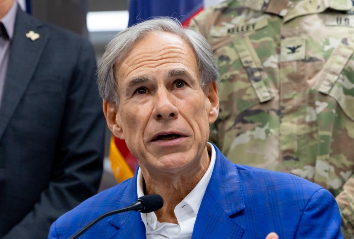 Revisa los cambios relacionados con exámenes escolares, educación especial, celulares, viviendas manufacturadas y otras normas que comenzaron a aplicarse este 1 de septiembre (Foto: Office of the Texas Governor)