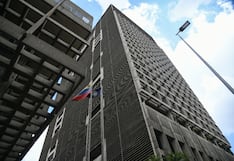 Venezuela restringe liquidez bancaria para apuntalar al bolívar
