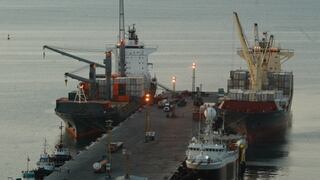 Puerto de Paita restringe atención de buques con carga a granel