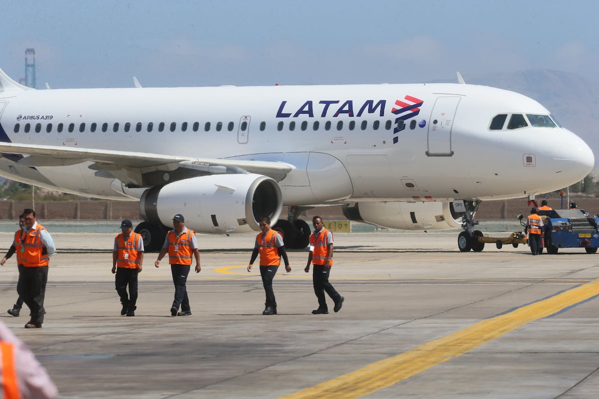 LATAM cancela vuelos por una huelga de pilotos que inició a medianoche. Foto: GEC
