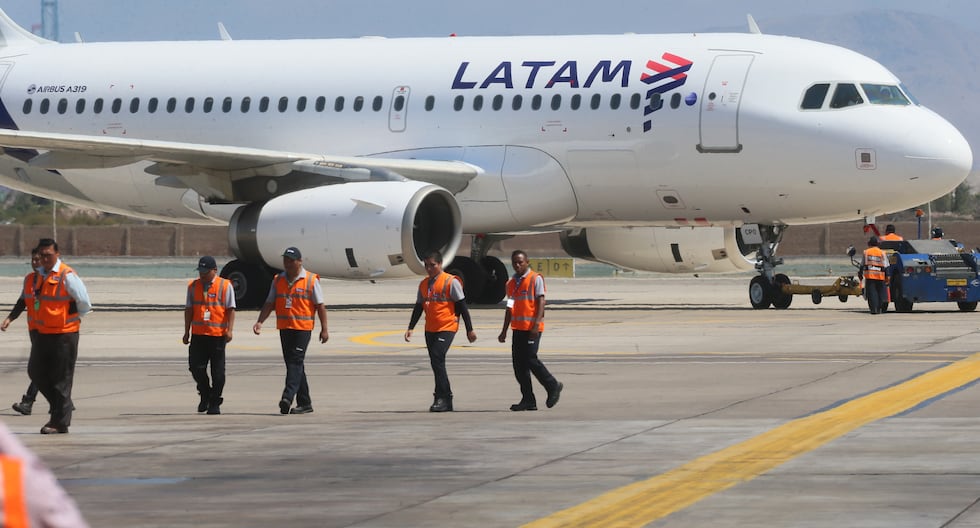 LATAM cancela 6 rutas internacionales desde Lima por nueva tarifa aeroportuaria
