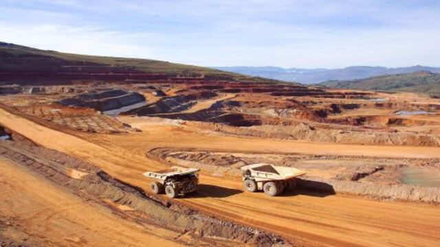 Las Bambas: Desbloquean vía de transporte de minera de cobre