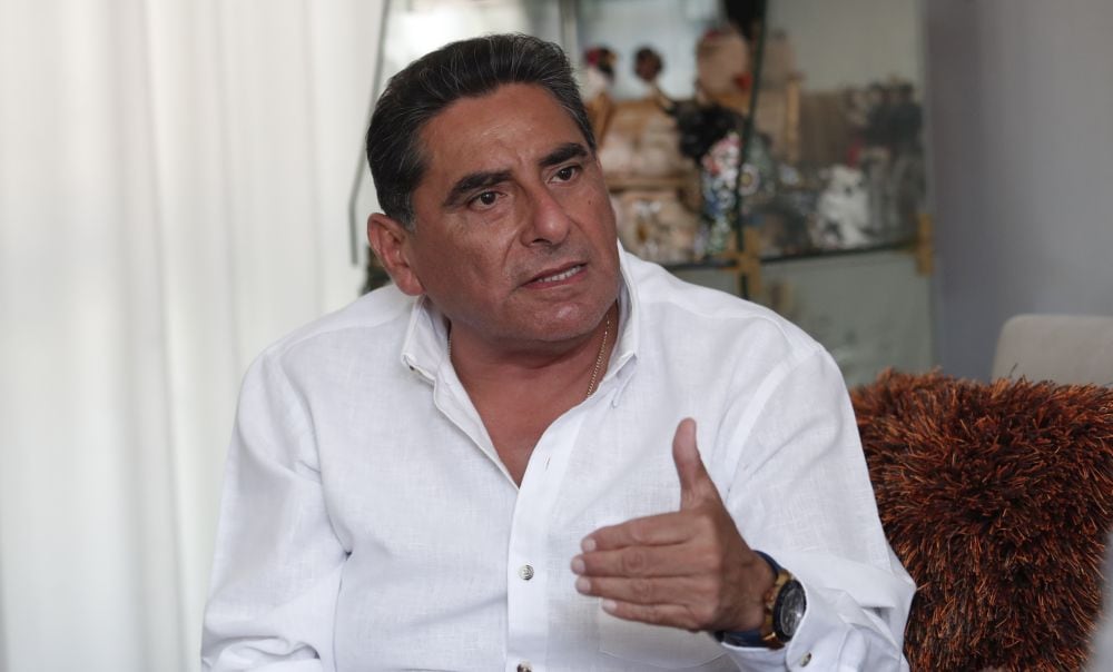 Carlos Álvarez, candidato presidencial de País para Todos, advirtió que renunciará si no se identifica a los responsables del presunto uso irregular de fondos de franja electoral. (Foto: Jesús Saucedo)