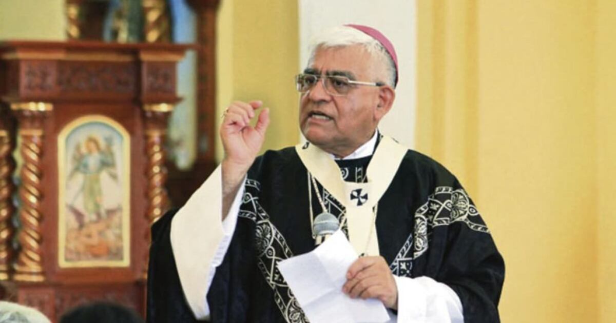 El Monseñor Miguel Cabrejos se refirió a los jóvenes como solución de la calidad de vida. Foto: Arzobispado