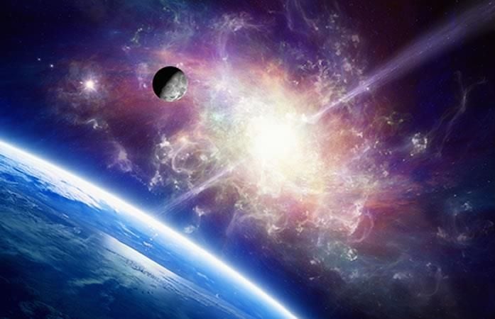 El estallido de rayos gamma observado podría deberse a la colisión de dos estrellas compactas en un entorno caótico y densamente poblado. (Foto referencial: Shutterstock)