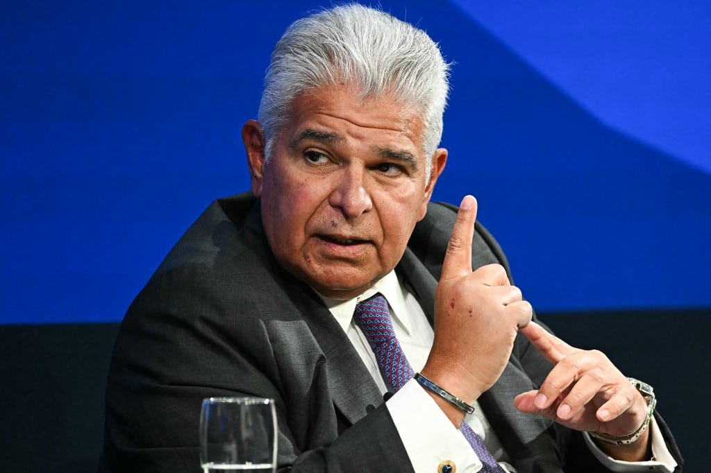 (FILES) Panama's President Jose Raul Mulino speaks during the World Economic Forum (WEF) annual meeting in Davos on January 20, 2026. Panamanian President Jose Raul Mulino rejected on February 4, 2026 the decision by Hong Kong�based company CK Hutchison to initiate international arbitration against Panama following the annulment of the contract that allowed it to operate two ports in the interoceanic canal. (Photo by Fabrice COFFRINI / AFP)