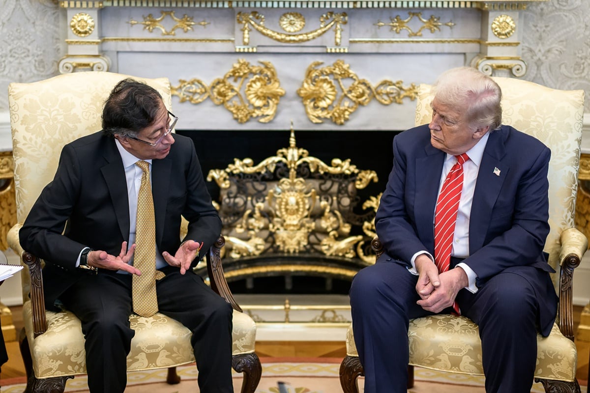 El presidente de Colombia, Gustavo Petro, junto a su homólogo de Estados Unidos, Donald Trump, durante una reunión en la Casa Blanca, en Washington, el 3 de febrero de 2026. (@infopresidencia / EFE)