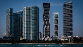 El alto costo de la vivienda reduce la población de Miami por primera vez desde 1970