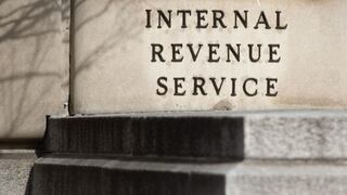 IRS: cómo solicitar el reembolsos de impuesto de 1.500 dólares