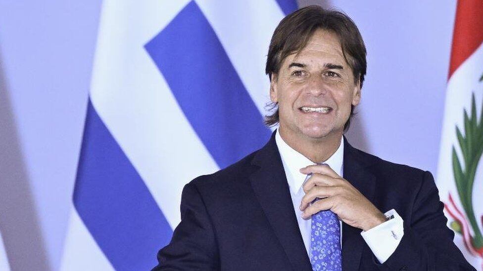 Lacalle Pou no dejó pasar la oportunidad para destacar a su país en aspectos como altos estándares democráticos, desarrollo humano, cuidado del medio ambiente, fortaleza institucional y respeto a las leyes.