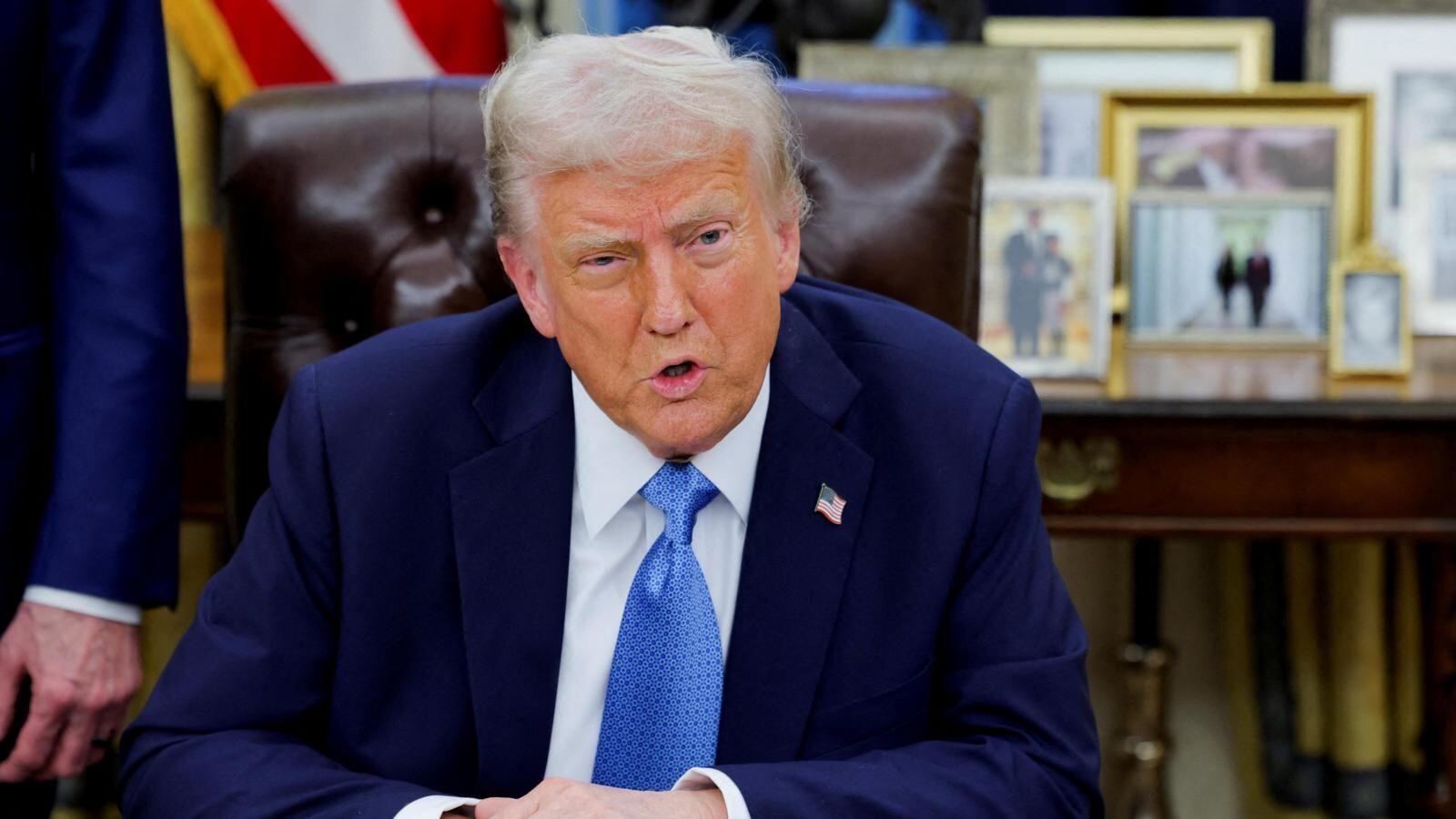 Los aranceles a las importaciones de China anunciadas por Trump entraron en efecto en la madrugada del martes.