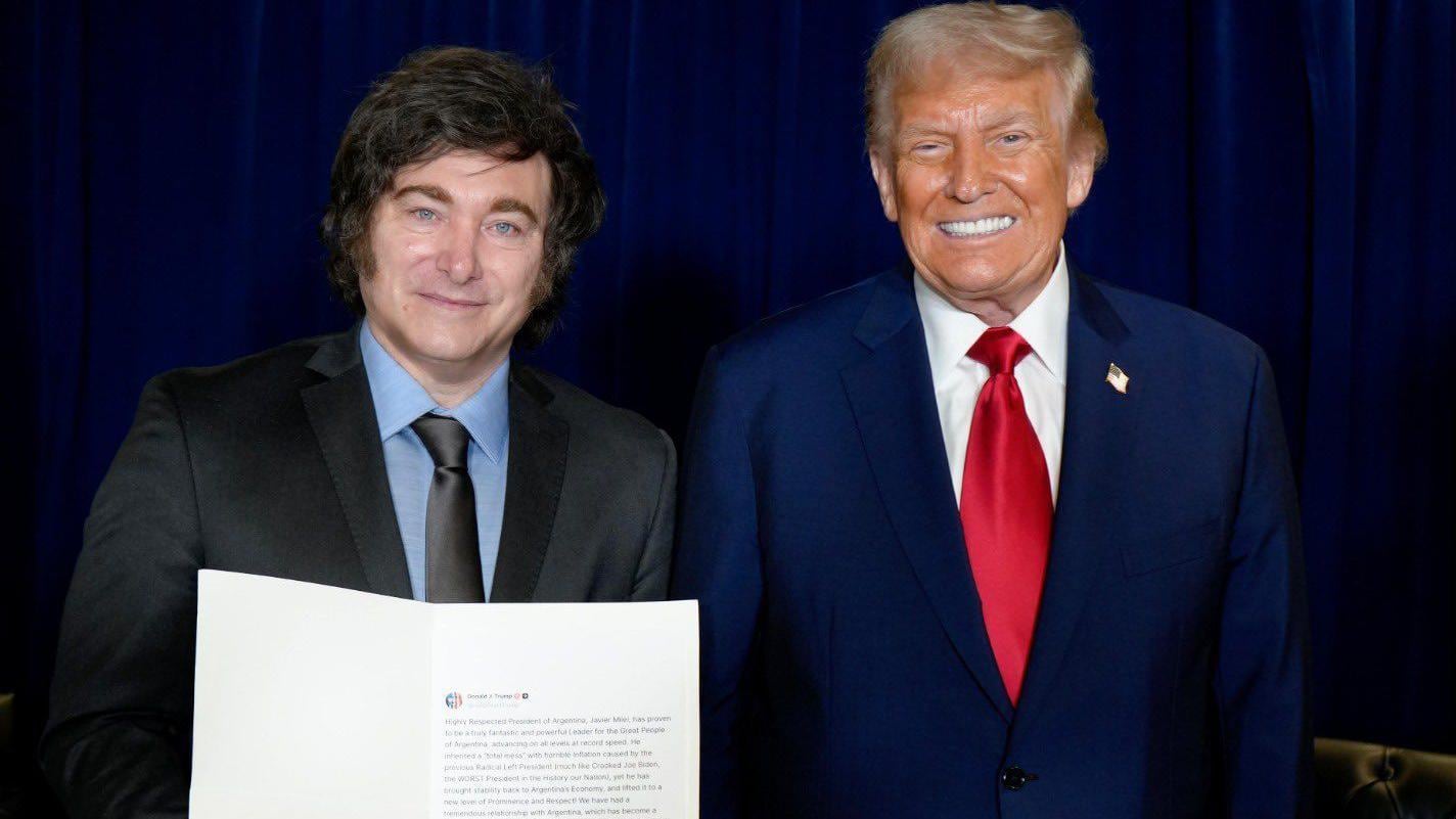 Donald Trump le entregó su respaldo a Javier Milei en Nueva York.