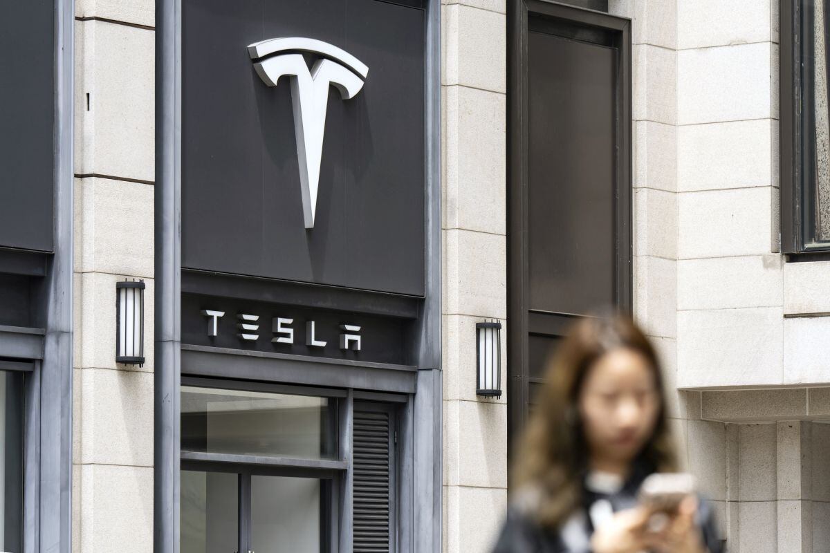 Una sala de exposición de Tesla Inc. en Shanghai, China, el lunes 29 de abril de 2024. Fotógrafo: Qilai Shen/Bloomberg