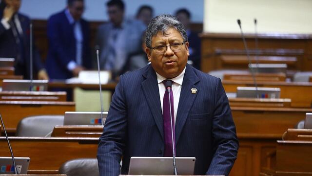 Caso ‘Mochasueldos’: Fiscalía presenta denuncia constitucional contra legislador Jorge Flores