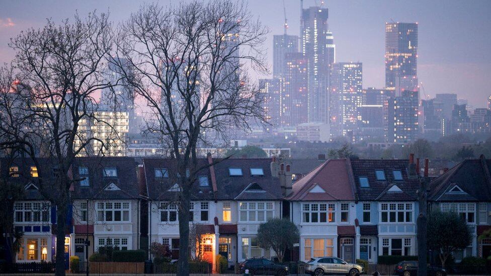 El Banco de Inglaterra elevó los tipos de interés del 5 al 5.25 %, el nivel más alto en 15 años. (Foto: En difusión)