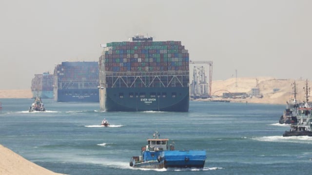 Tráfico en canal de Suez cae por debajo del nivel de crisis del “Ever Given”