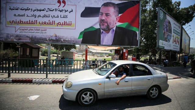 Israel y Hizbulá cruzan ataques el día después de la muerte de dirigente de Hamás