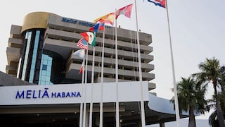 Cadenas hoteleras españolas Meliá e Iberostar dejarán de operar totalmente en Cuba