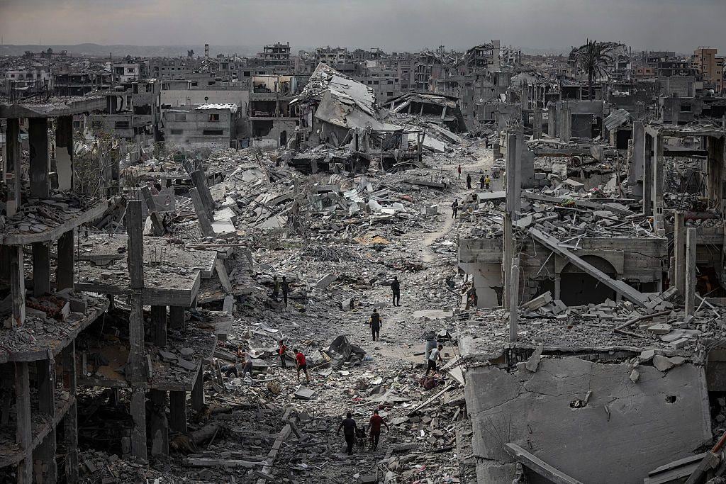 Más de 71,000 personas han muerto en ataques israelíes en Gaza.