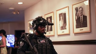 Sospechoso de disparar en gala de medios, imputado por intento de asesinato de Trump