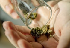 ¿Consumidores de marihuana pueden portar armas? Esto dice la Corte Suprema de EE.UU.