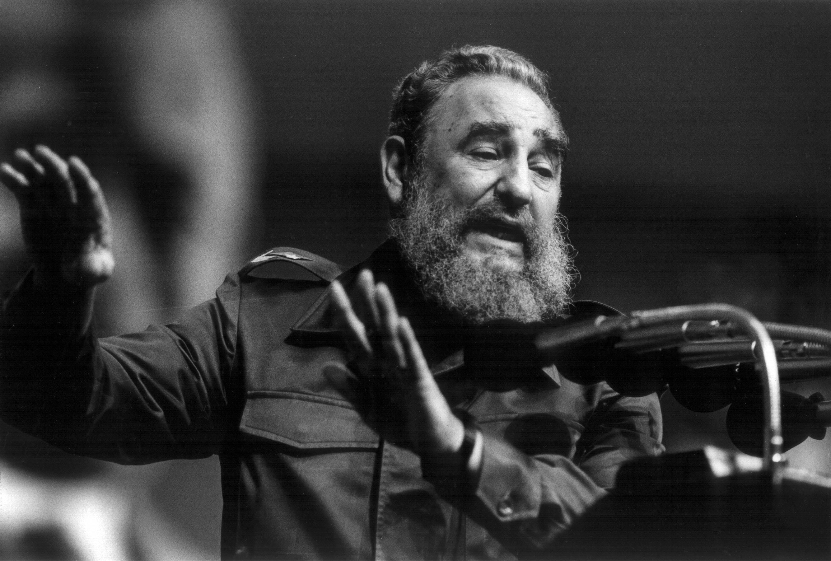 Fidel Castro respondió durante un discurso público a la solicitud de los habitantes de Cerro Belmonte.