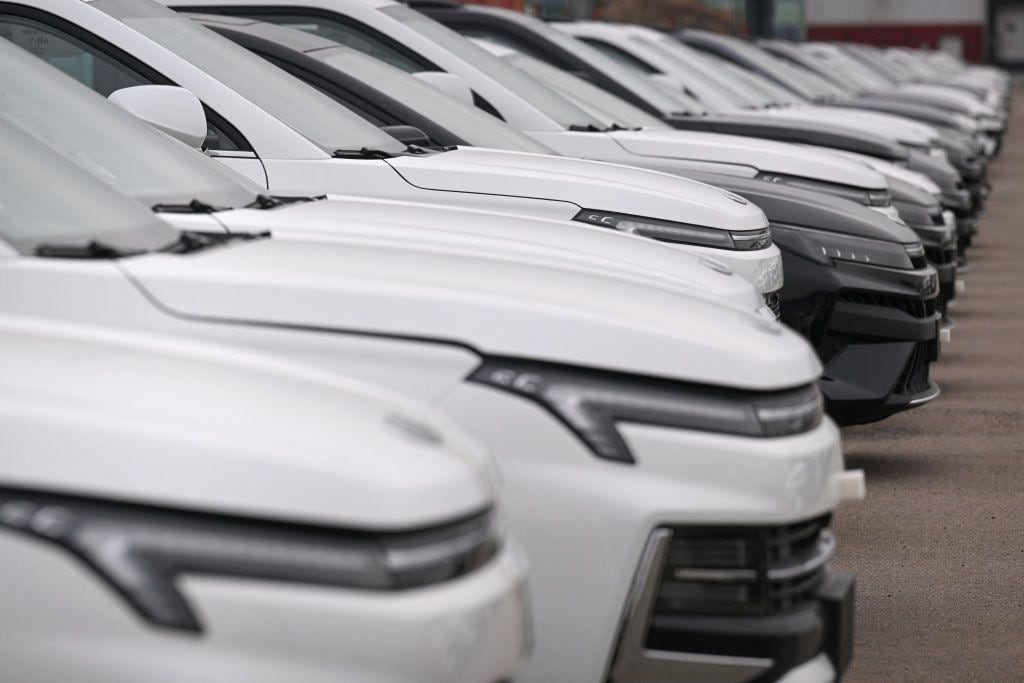 El acceso al crédito vehicular y la mayor oferta de marcas impulsan la demanda en el mercado automotor. Foto: GEC