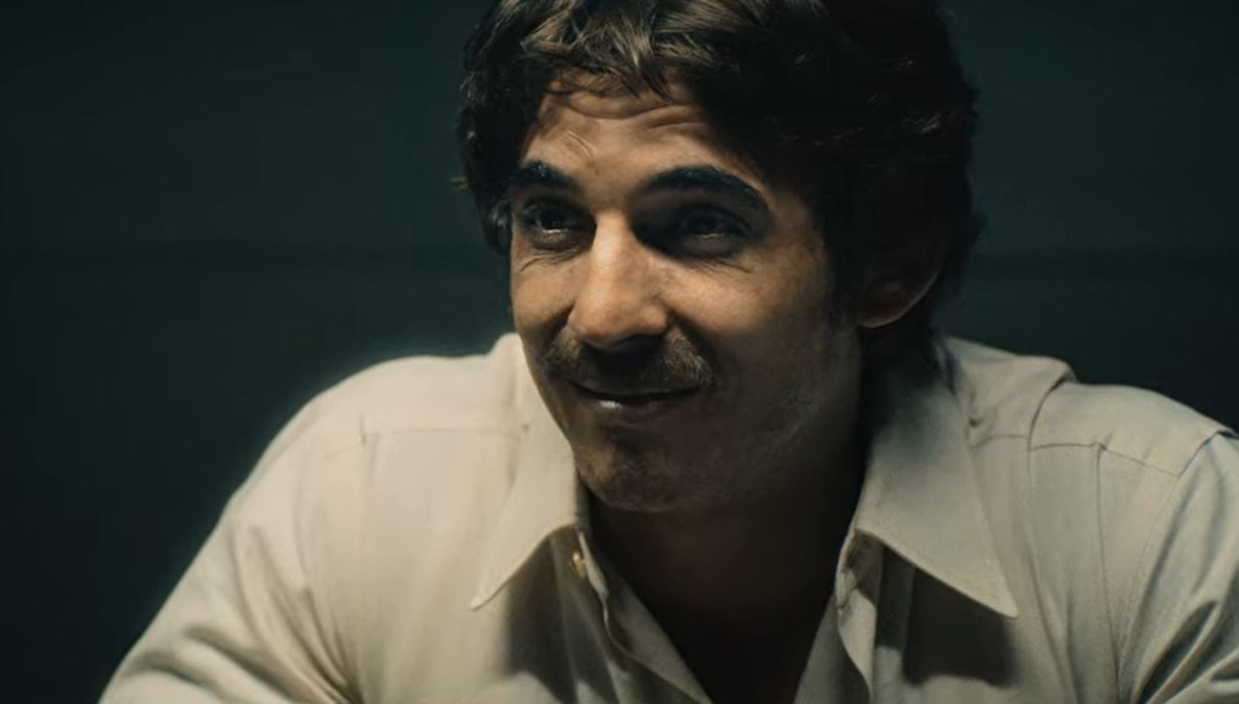 Miguel Herrán interpreta a José Juan Martínez Gómez en "Asalto al Banco Central". Él fue líder de los delincuentes que irrumpieron las instalaciones de la entidad financiera y tomaron a más de 200 personas como rehenes (Foto: Brutal Media)