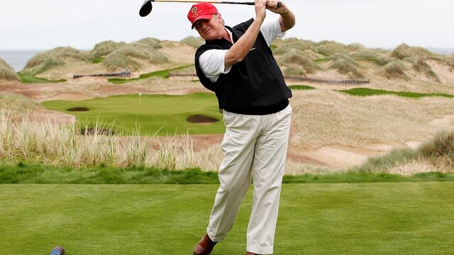 Trump fanático del golf; el golf no lo quiere a él