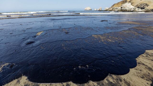Minsa ratifica advertencia de no asistir a 25 playas aún afectadas por derrame de petróleo
