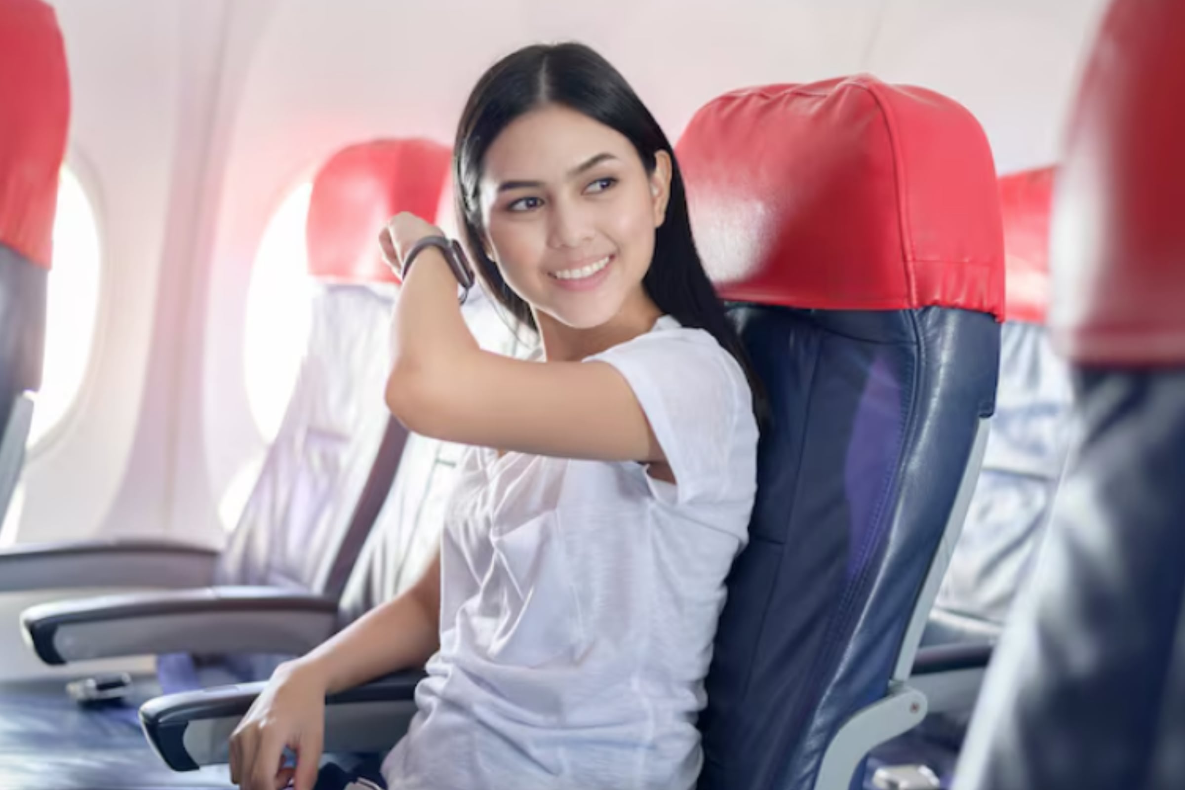 Los menores de 18 años tienen el beneficio de pasar los controles migratorios sin presentar una identificación oficial. (Crédito: Freepik / imagen referencial)