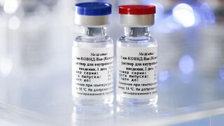 Ugarte: productores de vacuna rusa ya presentaron su solicitud de registro ante Digemid