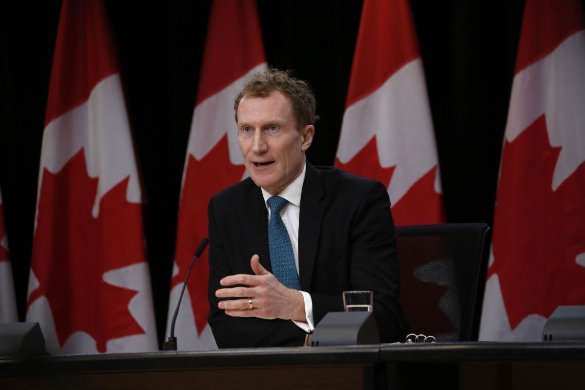 Marc Miller, ministro de inmigración de Canadá, habla durante una conferencia de prensa en Ottawa, Ontario, Canadá, el jueves 29 de febrero de 2024. Canadá restablecerá los requisitos de visa para muchos viajeros provenientes de México para frenar la afluencia de solicitantes de asilo que llegan a los aeropuertos.