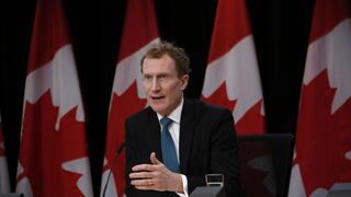 Canadá planea reducir residencias temporales en un 20% en tres años