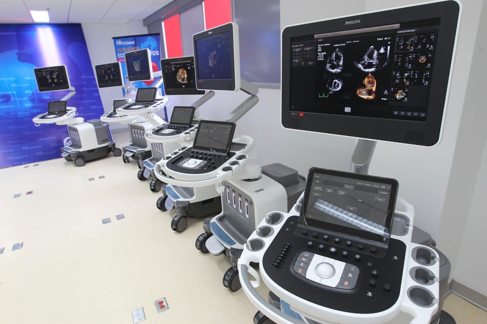 Se invertirán más de S/ 59 millones en dispositivos de alta complejidad para hospitales de EsSalud. Foto: EsSalud