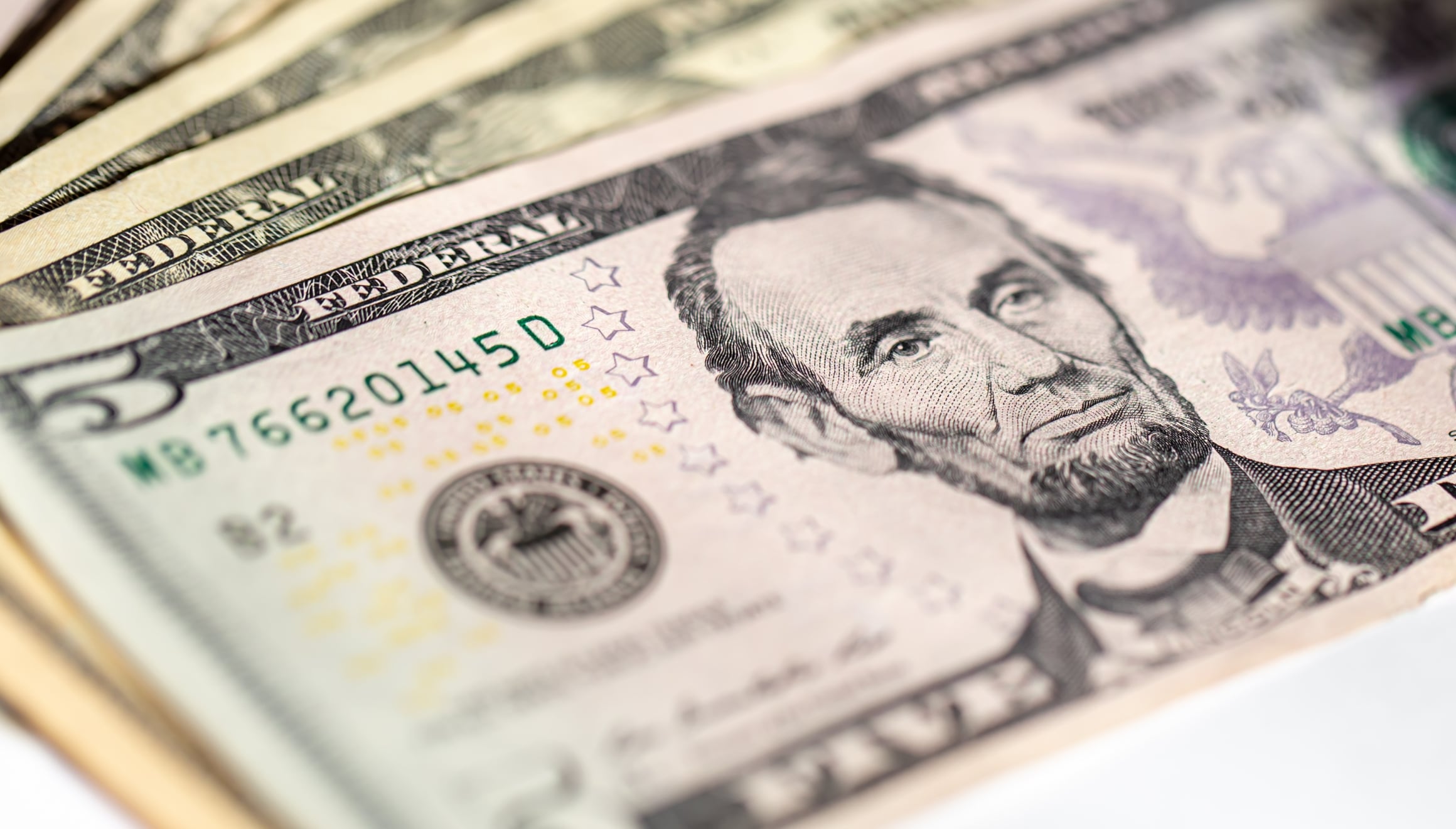 Algunas familias de Nueva York califican para recibir los US$120 para comprar alimentos durante las vacaciones escolares de verano (Foto: Freepik)