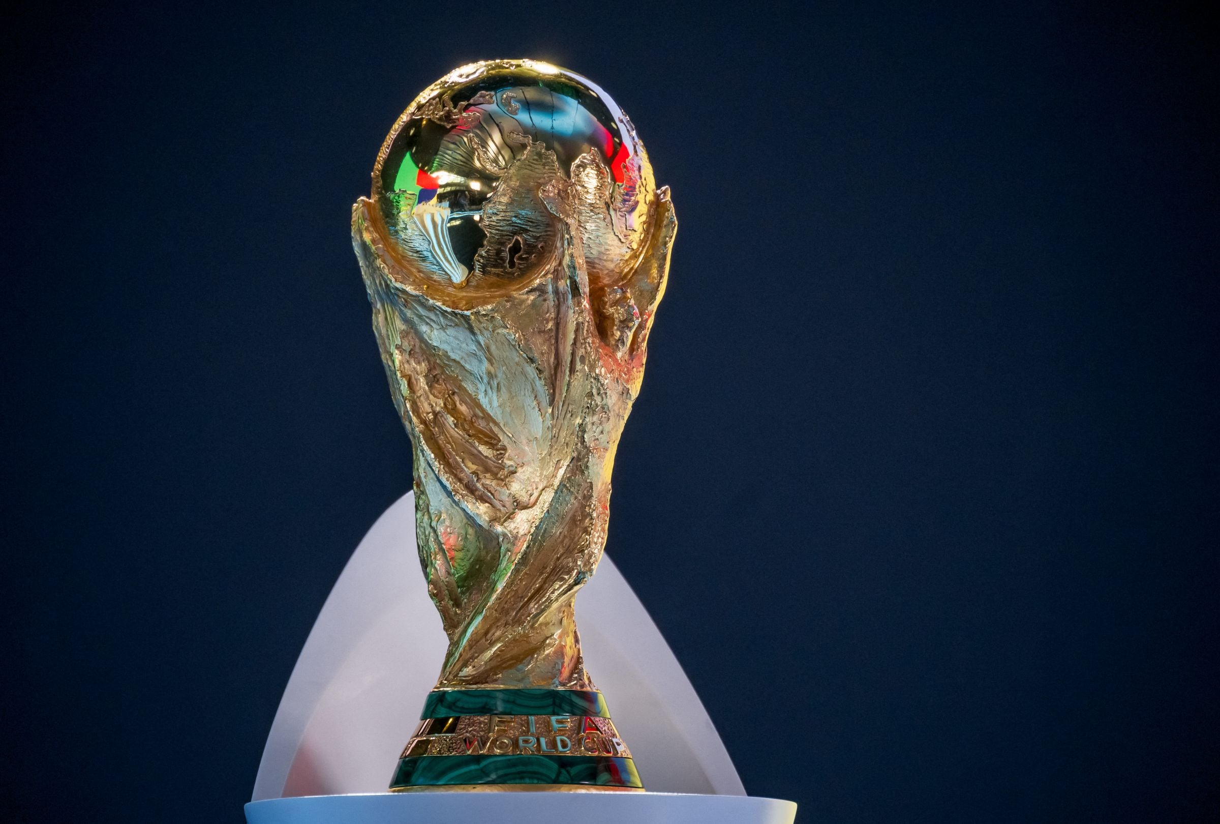 Revisa esta nota para que sepas cómo ver el sorteo de la Copa Mundial 2026 EN DIRECTO vía FIFA PLUS. (Foto: Fabrice COFFRINI / AFP)
