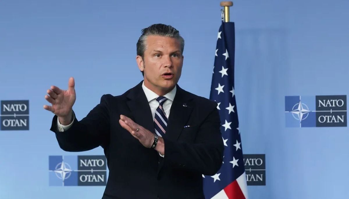 Pete Hegseth, secretario de Guerra de Estados Unidos, afirmó que Washington no descarta recurrir a ataques contra Irán. Foto: EFE.