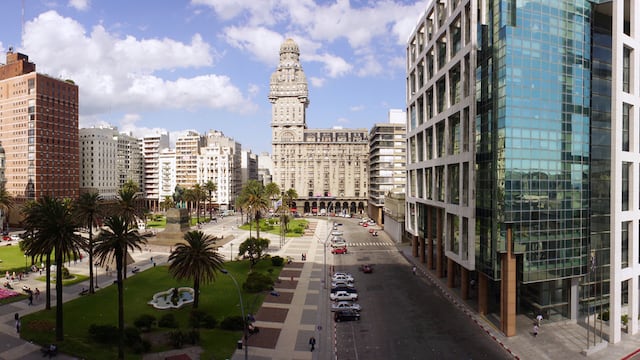 Uruguay atrae a expatriados ricos que buscan exenciones fiscales