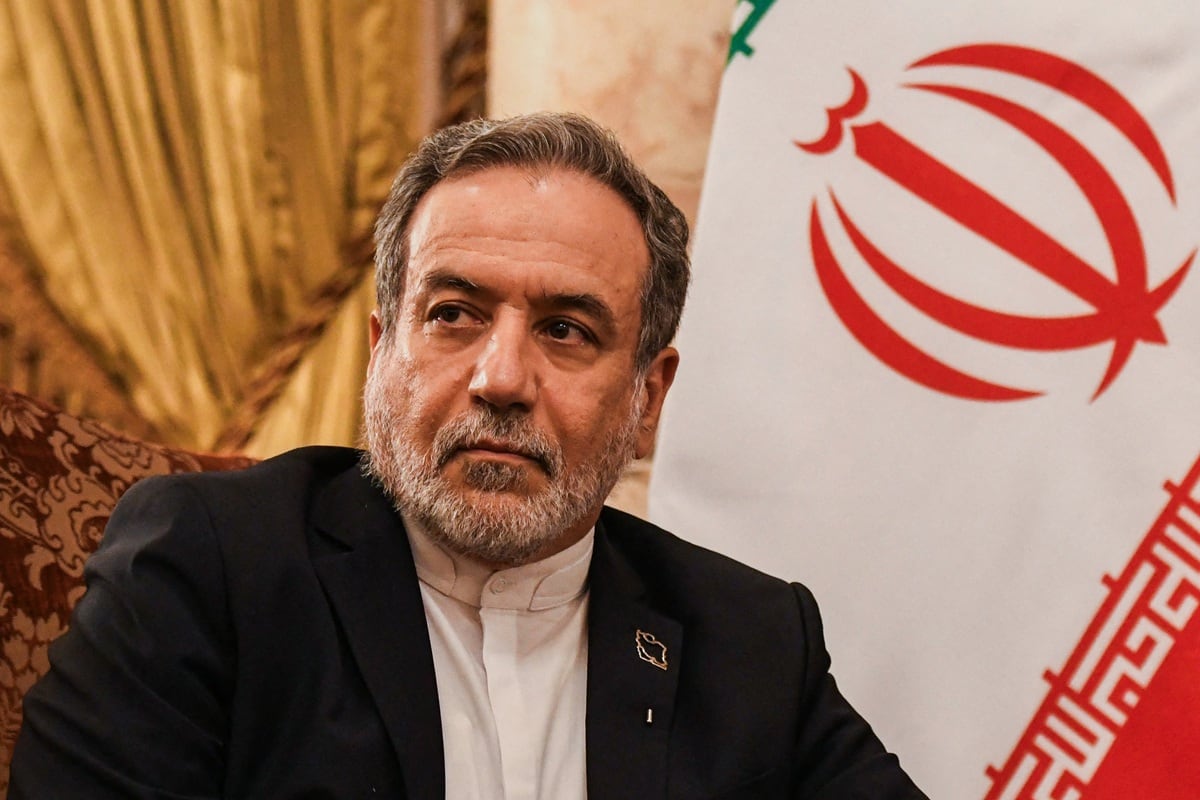 El ministro de Relaciones Exteriores de Irán, Abas Araqchi, en El Cairo, el 9 de septiembre de 2025. (Ahmed HASAN / AFP)
