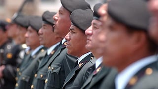 Oficializan ley con cambios al régimen de pensiones de policías y militares