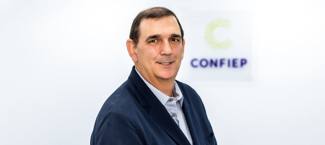 El presidente de la Confederación Nacional de Instituciones Empresariales Privadas (Confiep), Alfonso Bustamante, precisó a Gestión las señales que espera el gremio por parte del Estado para impulsar la reactivación económica del Perú.