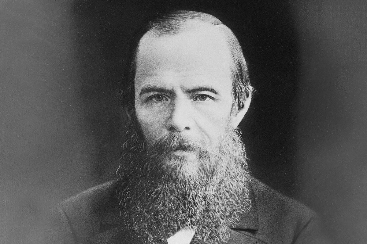 Novelista ruso Fyodor Dostoevsky (Fiódor Dostoyevski).