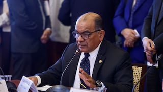 Bancada Obras anunció que respaldará moción de censura contra ministro César Astudillo