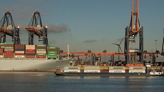 Luces y sombras 20 años después de la firma del TLC entre Centroamérica y EE.UU.