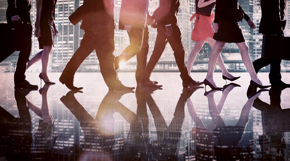 "Según la OIT, la tasa de participación de mujeres en la fuerza laboral en el Perú es 69% (cantidad de personas en la fuerza de trabajo como porcentaje de la población en edad de trabajar), mientras que la de los hombres es 84.5%".