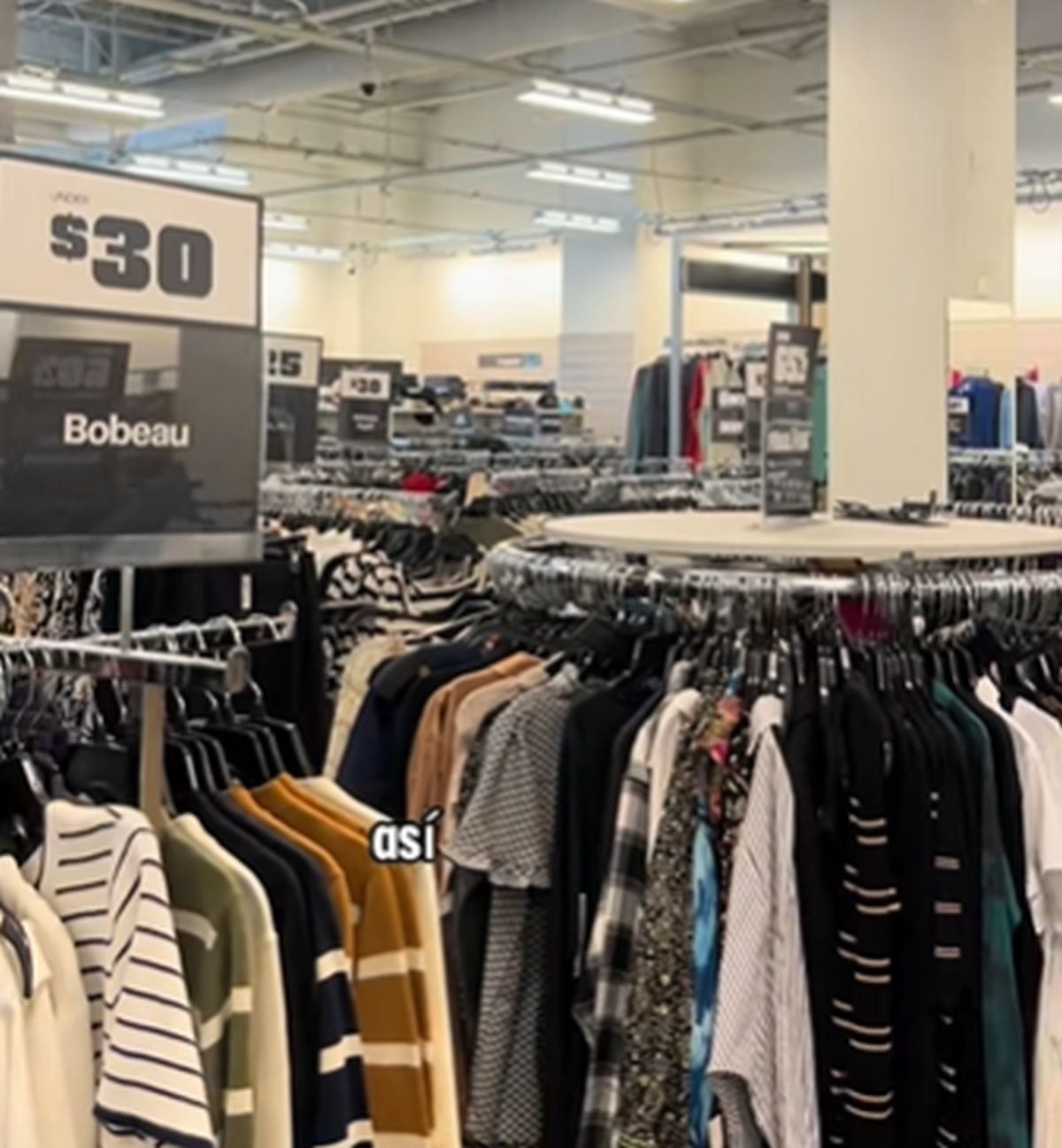En Nordstrom Rack, también podrás encontrar prendas de vestir a precios rebajados (Foto: Yomara Gourdet / TikTok)